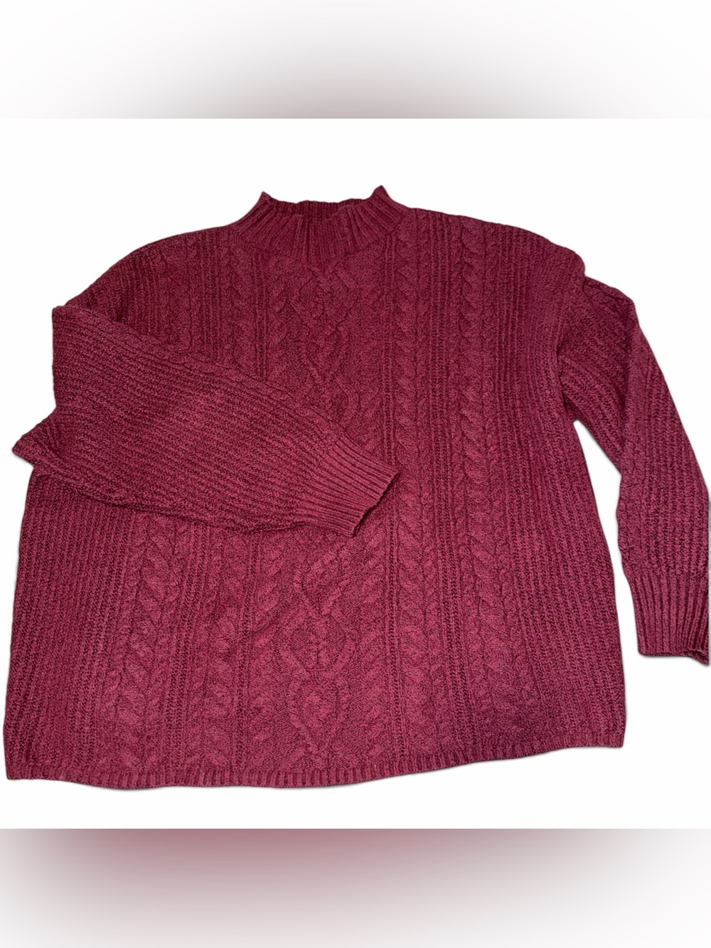 Old Navy Women's Cable Knit Crewneck Sweater - Burgundy